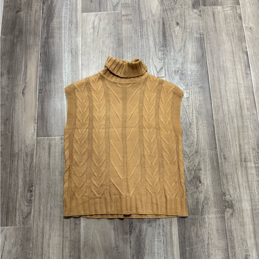Turtleneck Sleeveless Sweater